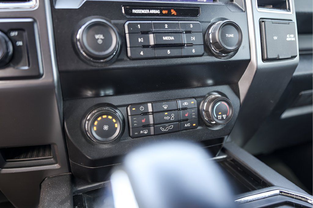 Used 2020 Ford F150 XLT w/ Equipment Group 302A Luxury RWD image 22