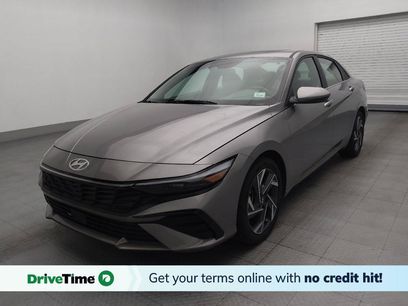 Used 2025 Hyundai Elantra SEL