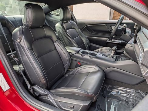 Used 2024 Ford Mustang Premium image 28