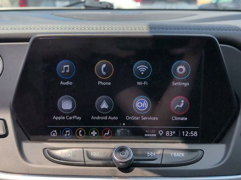 Used 2022 Chevrolet Blazer LT FWD image 17