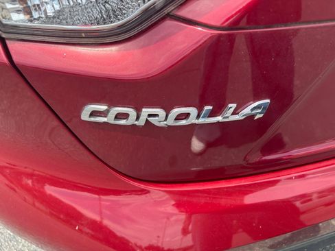 Used 2023 Toyota Corolla LE w/ LE Convenience Package FWD image 10