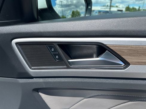 Certified 2023 Volkswagen Atlas SEL AWD/4WD image 50