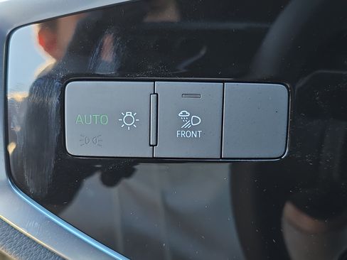 New 2025 Audi Q3 2.0T Premium image 25