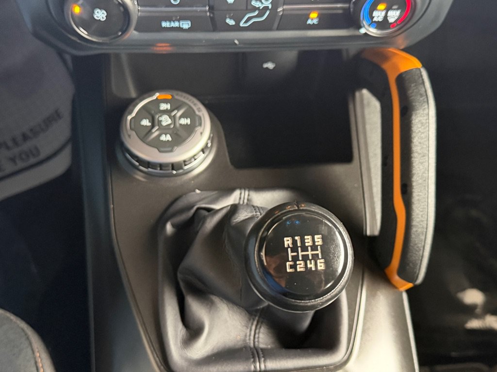 Used 2022 Ford Bronco Badlands AWD/4WD image 15