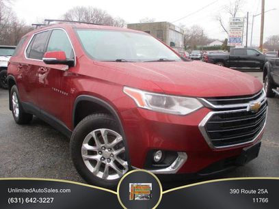 Used 2020 Chevrolet Traverse LT
