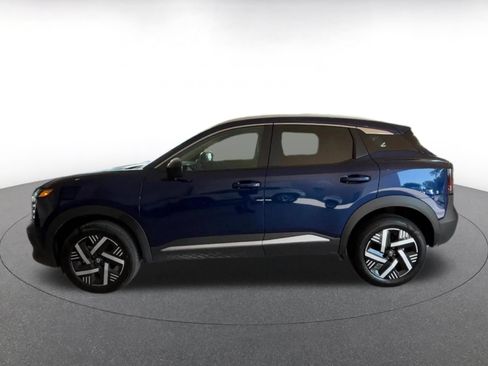 Used 2026 Nissan Kicks SV w/ Cold Weather Package FWD image 8