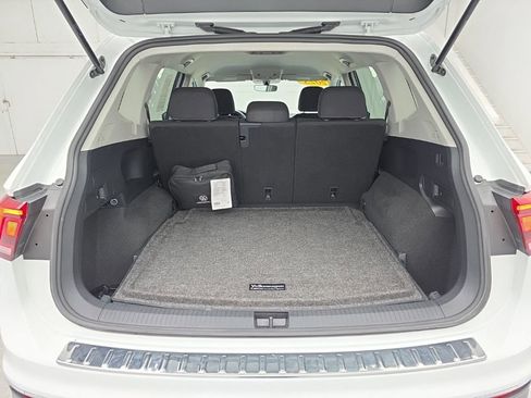 Used 2023 Volkswagen Tiguan S image 44