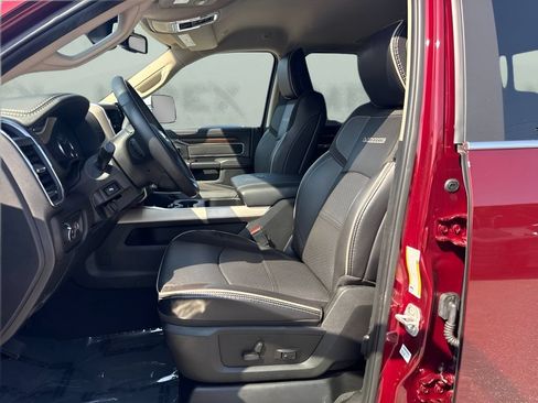 Used 2022 RAM 2500 Laramie AWD/4WD image 9