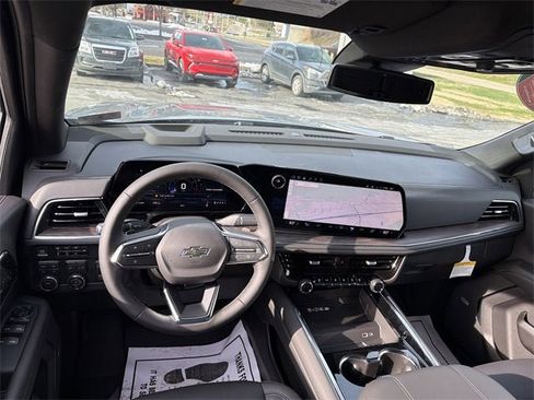 New 2026 Chevrolet Suburban Z71 w/ Comfort Package image 44