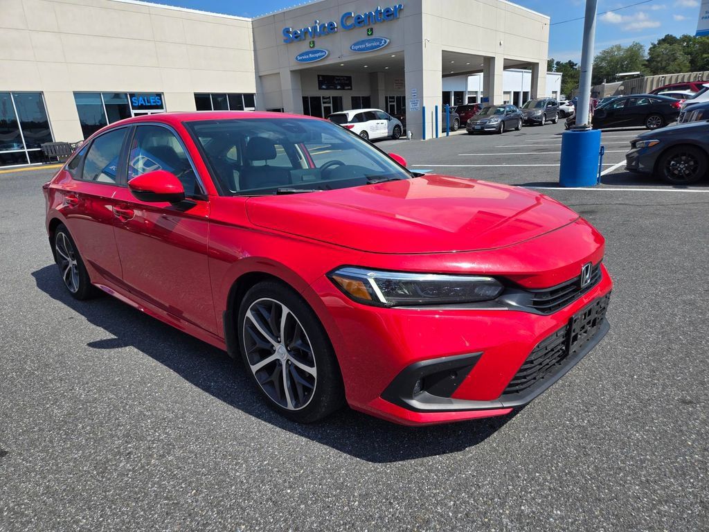 Used 2024 Honda Civic Touring image 3
