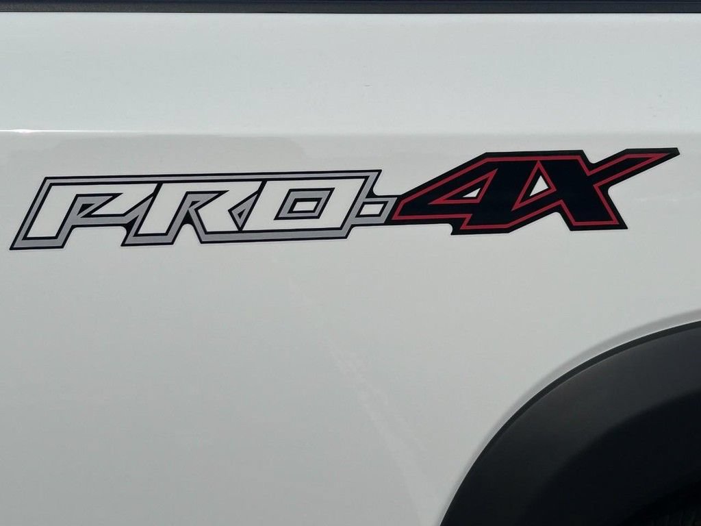 New 2026 Nissan Frontier PRO-4X w/ Pro Premium Package AWD/4WD image 5