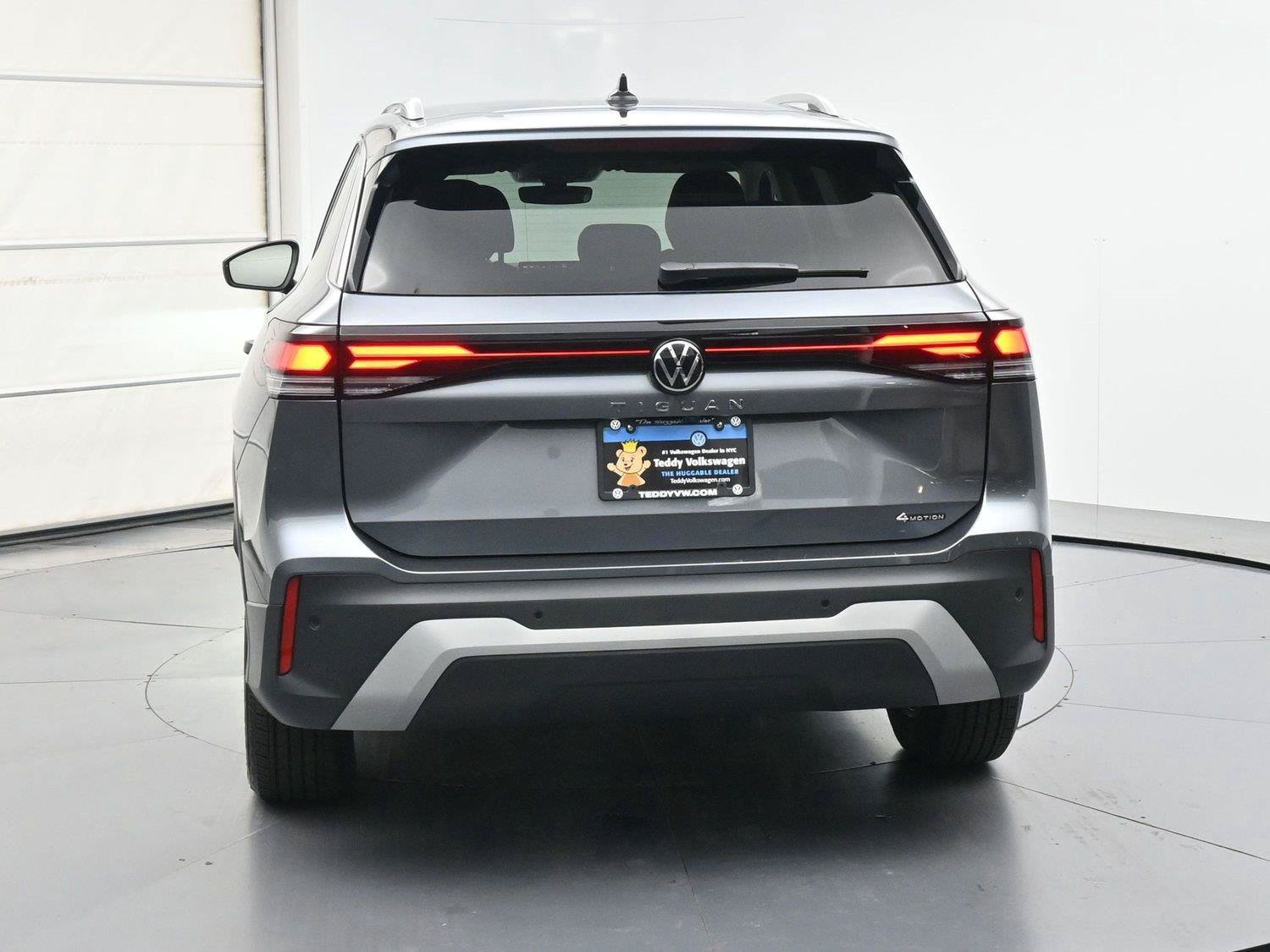 Used 2026 Volkswagen Tiguan S AWD/4WD image 25