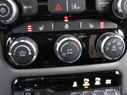 Used 2025 RAM 1500 Big Horn image 12