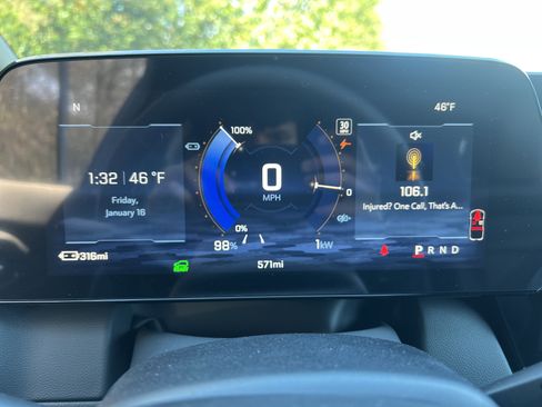 New 2026 Chevrolet Equinox EV LT image 22