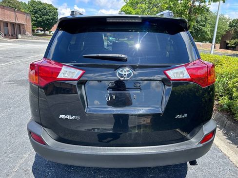 Used 2015 Toyota RAV4 XLE FWD image 4