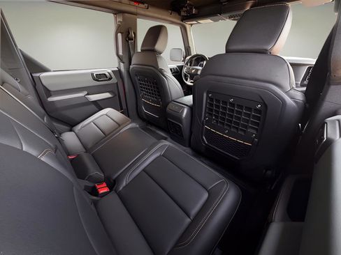 Used 2022 Ford Bronco Badlands image 23