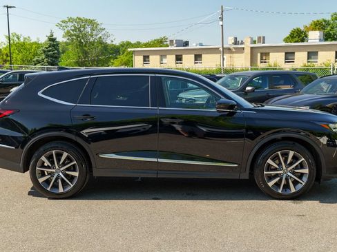 Used 2025 Acura MDX SH-AWD w/ Technology Package image 8