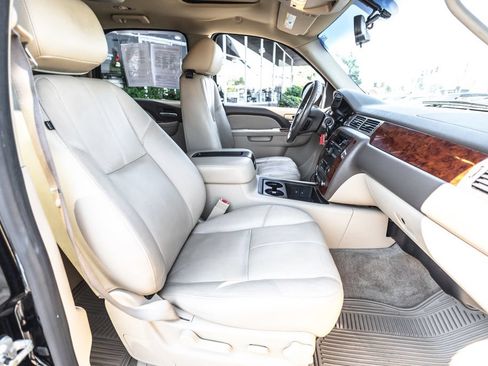 Used 2010 Chevrolet Tahoe LT AWD/4WD image 24