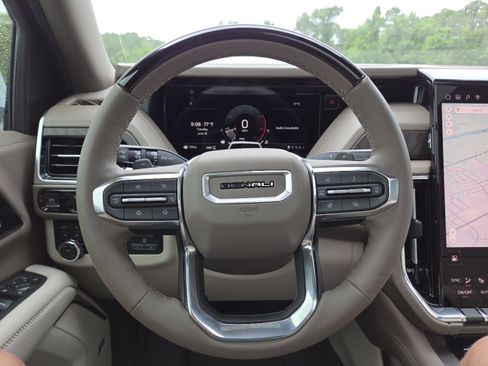 New 2026 GMC Yukon Denali w/ Advanced Technology Package AWD/4WD image 34
