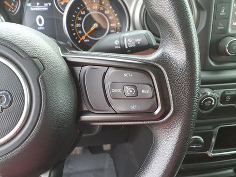 Used 2020 Jeep Gladiator Sport w/ Trailer Tow Package AWD/4WD image 20