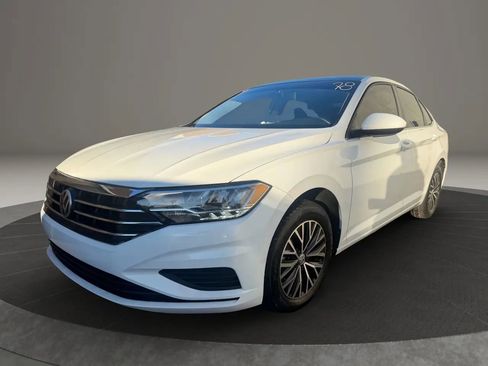 Used 2021 Volkswagen Jetta SE image 1