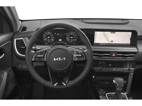 Certified 2025 Kia Seltos EX FWD image 4