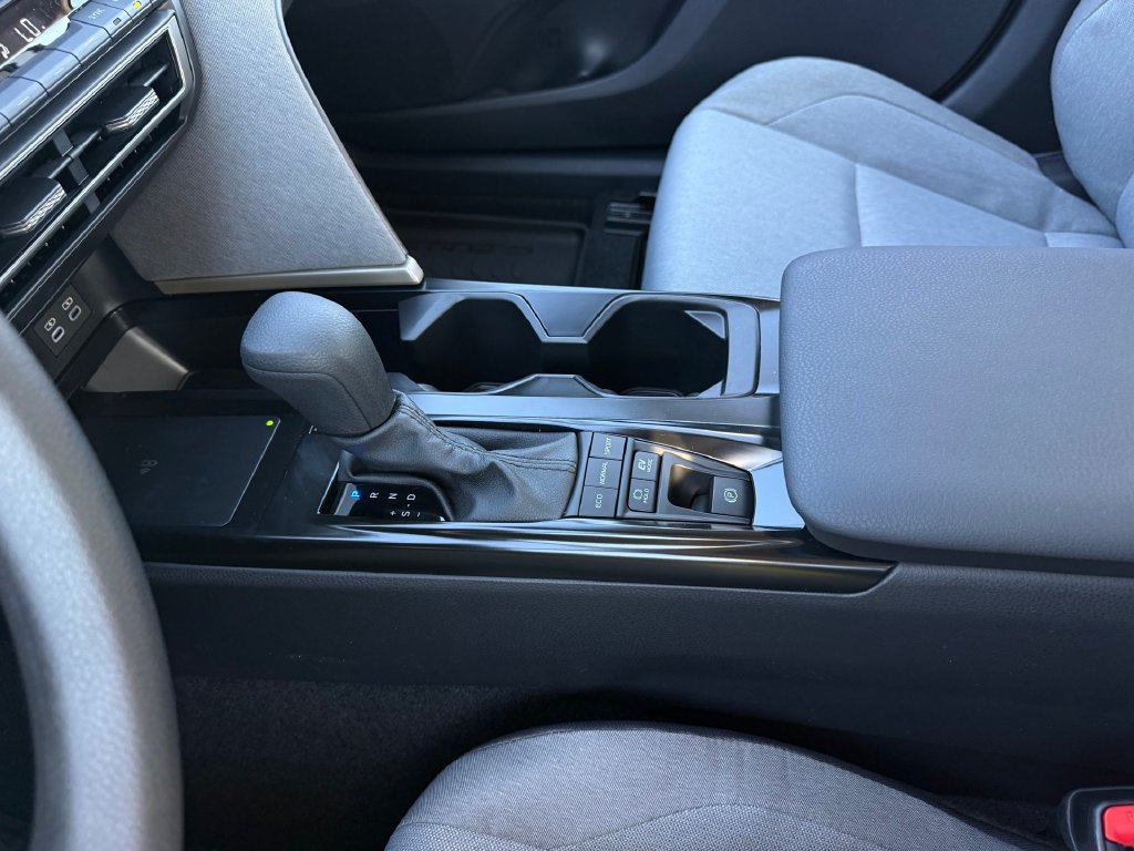 New 2026 Toyota Camry LE w/ Convenience Package FWD image 16