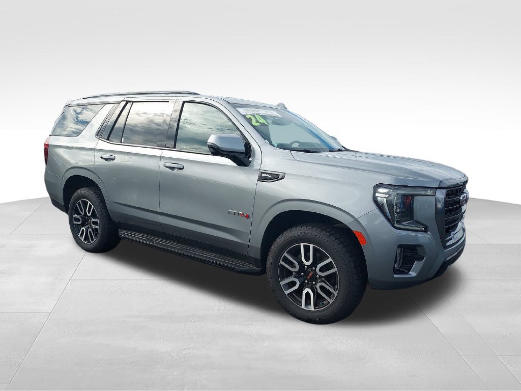 Used 2024 GMC Yukon AT4 w/ Technology Package AWD/4WD image 7