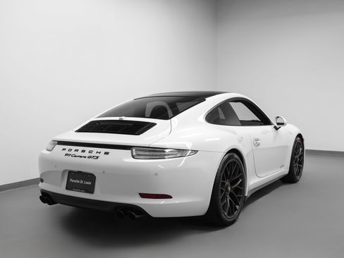 Certified 2016 Porsche 911 Carrera GTS RWD image 12