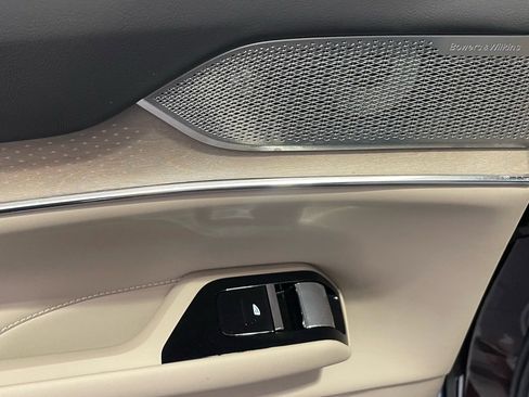 Used 2025 Volvo EX90 Ultra image 32