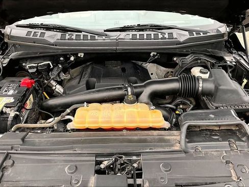 Used 2018 Ford F150 Lariat w/ Equipment Group 502A Luxury AWD/4WD image 10
