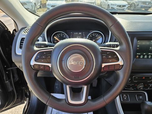 Used 2021 Jeep Compass Sport image 24