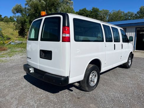 Used 2020 Chevrolet Express 2500 w/ Driver Convenience Package RWD image 12