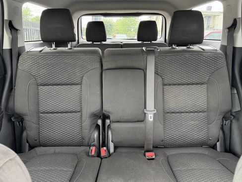 Used 2017 GMC Acadia SLE FWD image 21