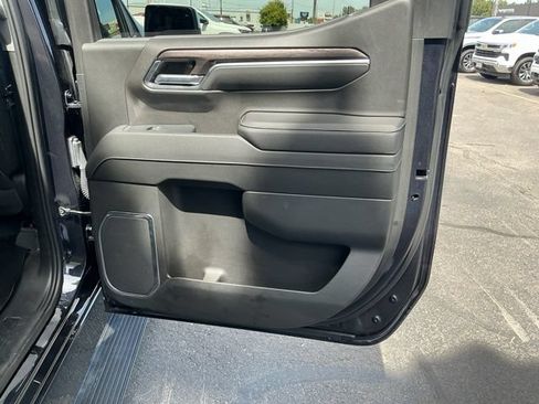Used 2023 Chevrolet Silverado 1500 LTZ w/ Technology Package AWD/4WD image 25