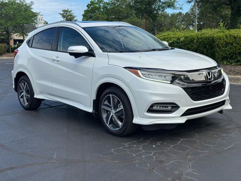 Used 2019 Honda HR-V Touring image 7