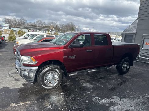 Used 2018 RAM 2500 Tradesman w/ Chrome Appearance Group image 3