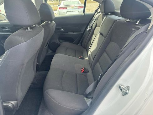 Used 2015 Chevrolet Cruze LT image 16
