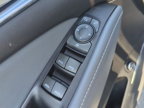 Used 2020 Buick Enclave Essence w/ LPO, Floor Liner Package image 20