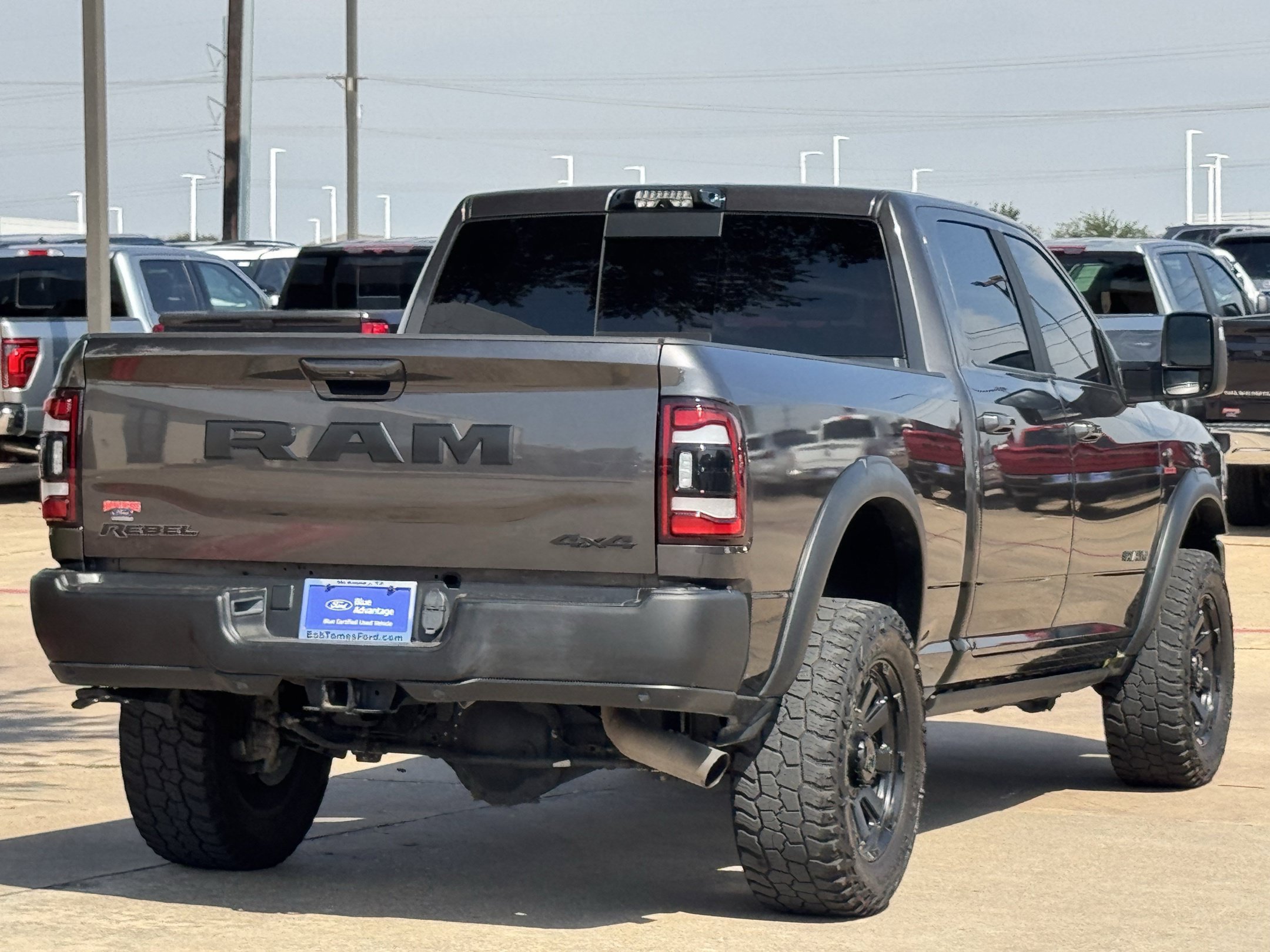 Used 2024 RAM 2500 Rebel AWD/4WD image 4