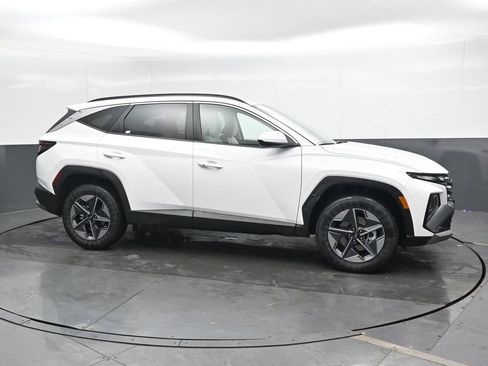 New 2026 Hyundai Tucson SEL image 3