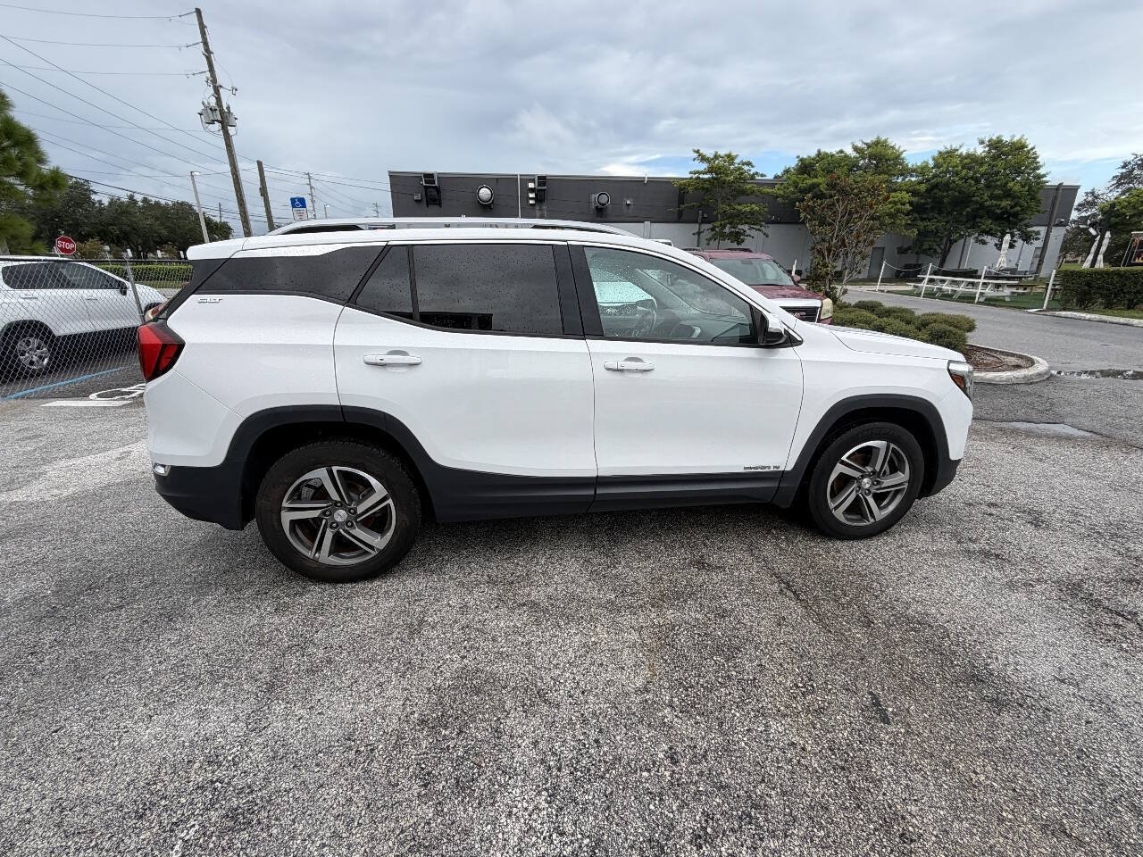 Used 2020 GMC Terrain SLT AWD/4WD image 6