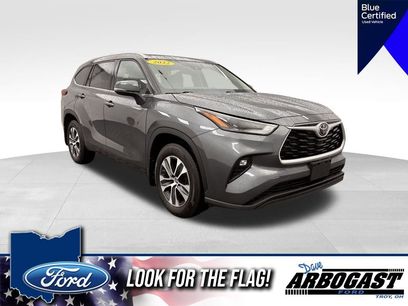 Used 2022 Toyota Highlander XLE