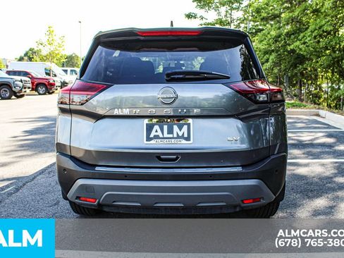 Used 2022 Nissan Rogue SV FWD image 10