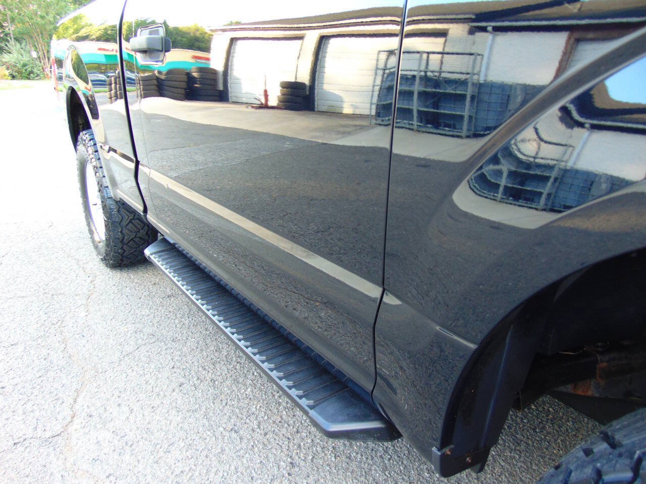 Used 2018 Ford F150 XL w/ Equipment Group 101A Mid AWD/4WD image 46