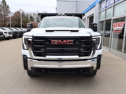 New 2026 GMC Sierra 3500 Pro w/ Convenience Package AWD/4WD image 5