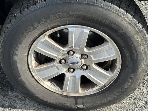 Used 2006 Ford Explorer XLT image 10