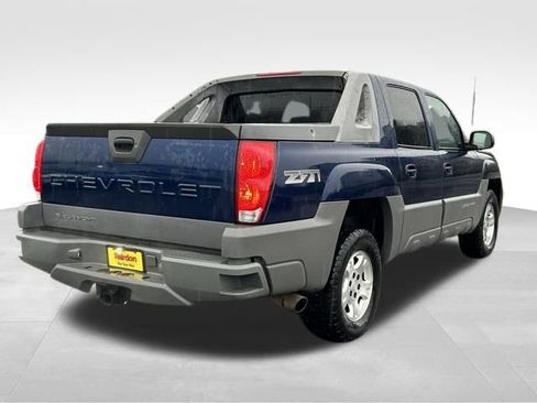 Used 2002 Chevrolet Avalanche 4x4 w/ Off-Road Suspension Pkg image 8