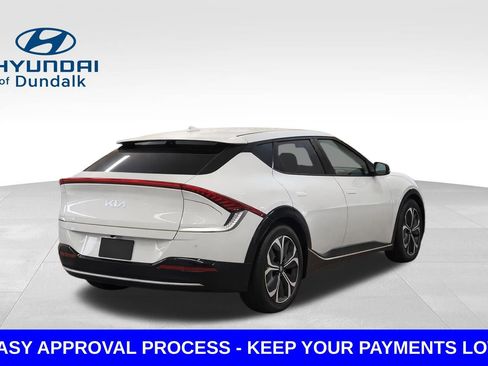 Used 2022 Kia EV6 Wind image 2