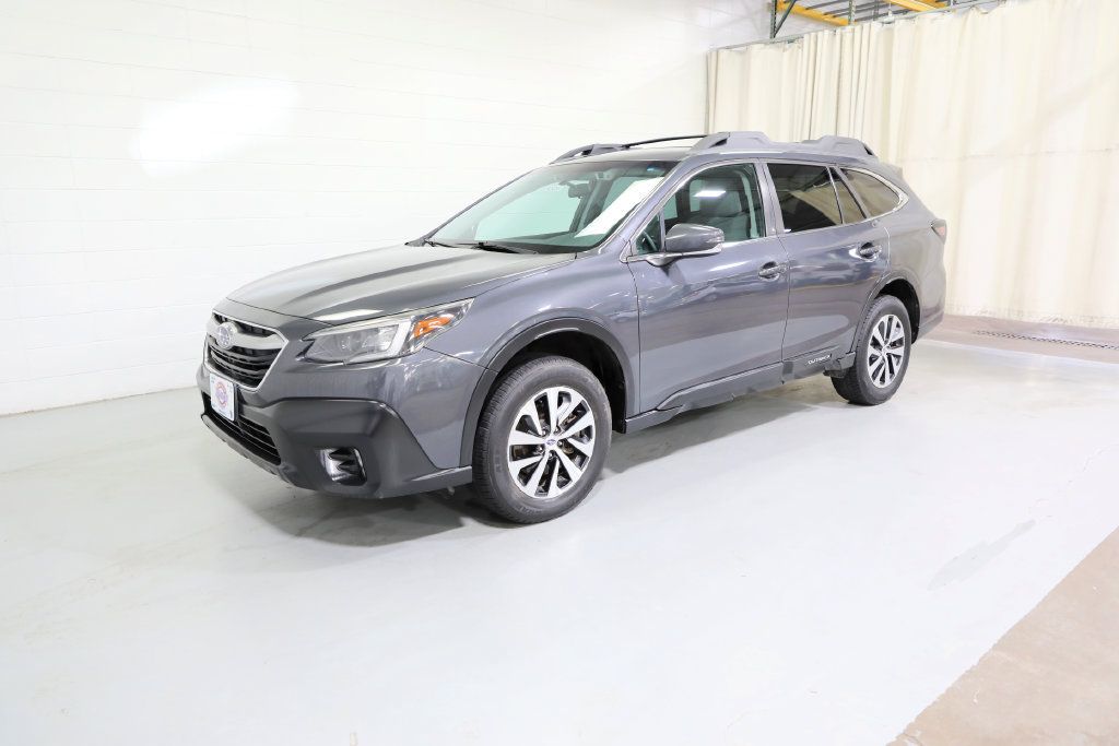 Used 2020 Subaru Outback Premium AWD/4WD image 1